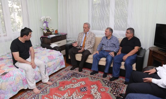 Recep Altepe'den Geçmiş Olsun Ziyareti!
