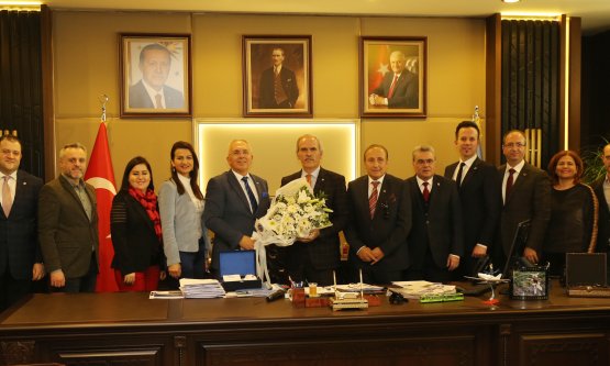 BÜYÜKŞEHİR EĞİTİME DOYMUYOR!