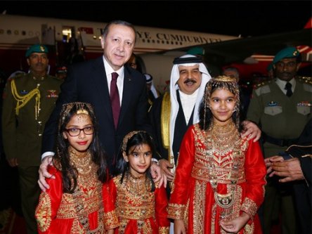 CUMHURBAŞKANI ERDOĞAN BAHREYN'DE!