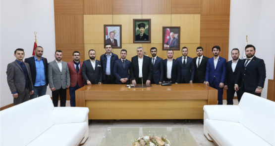 İleriye Doğru Adım Atmalıyız!