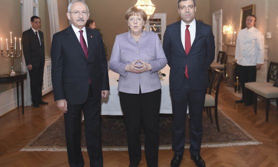 KEMAL KILIÇDAROĞLU, ALMANYA BAŞBAKANI ANGELA MERKEL İLE GÖRÜŞTÜ!