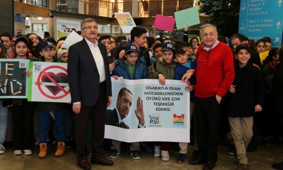 SİGARAYA KARŞI REKOR İMZA!