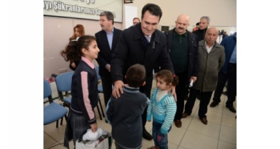 SURİYELİ ÇOCUKLARA MUTLULUK YAŞATTI!