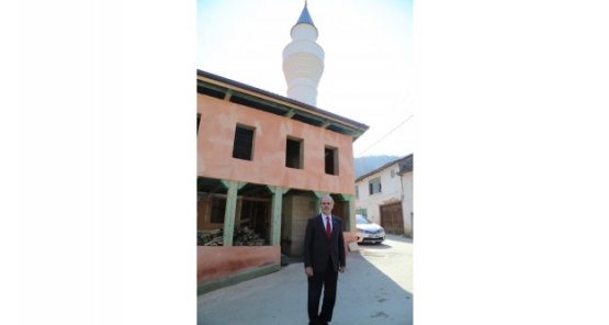 200 YILLIK AHŞAP CAMİİ KÜLLERİNDEN DOĞDU!