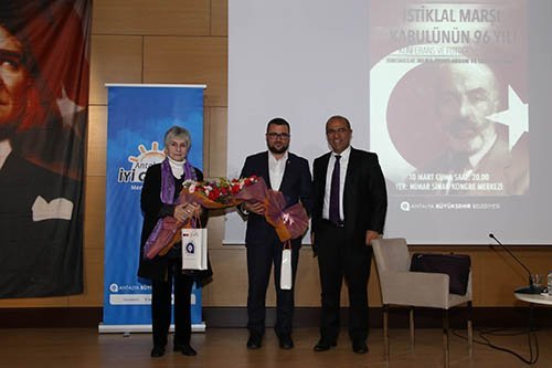 Mehmet Akif Ersoy'un Torunu Antalya'da!
