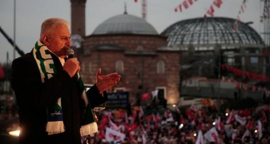 'Milli İradeye Kelepçe Vurmaya Çalışanlar Tarihe Gömülecek'