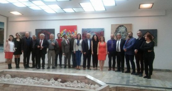 BURSALI SANATSEVERLER ALTERNATİFSİZ SERGİ İLE TANIŞTI!