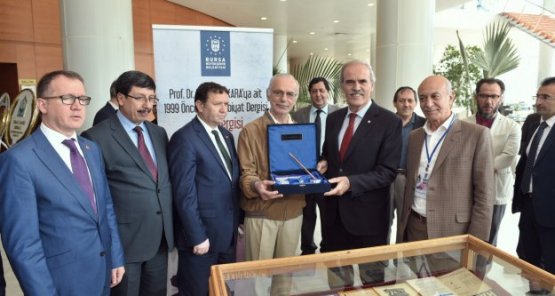 Edebiyat Dünyası Bursa'da 'Darbeleri' Konuşuyor!