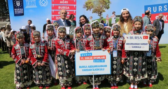Sanal Değil Gerçek Oyun Oynadılar!