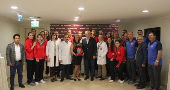 Sultanlara Şampiyonluk Sürprizi!