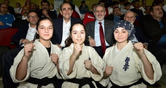 Yıldırımlı Karatecilerden 5 Madalya!