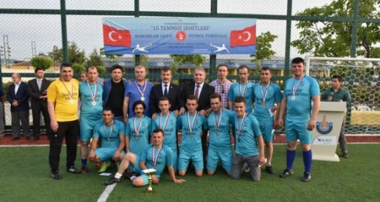 Futbol Turnuvası'nın Şampiyonu BUSKİ!