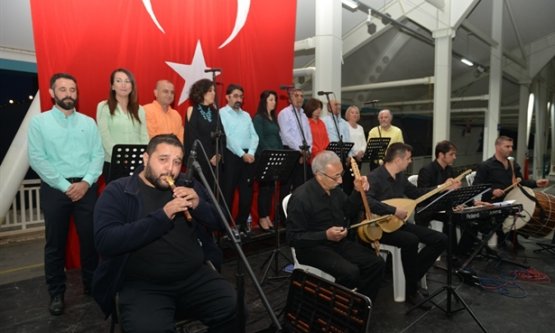 Nilüfer Agora Çarşısı'nda Yaza Merhaba Şenliği