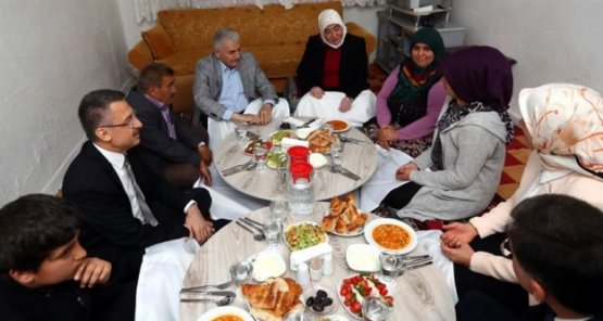 Başbakan Yıldırım Haymana'da Sarı Ailesinin İftar Konuğu Oldu!