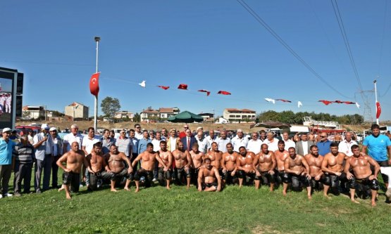 Ünlü Pehlivanlar Yalıntaş'ta Buluşuyor!