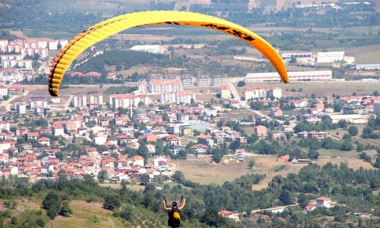 Yamaç Paraşütü Uçuşları Başlıyor!