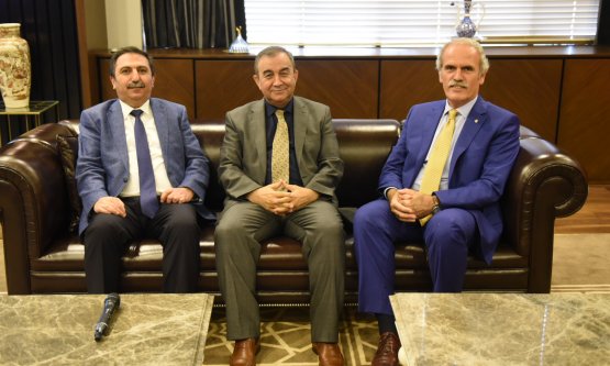 Başkan Altepe´den Şahin´e Tebrik!