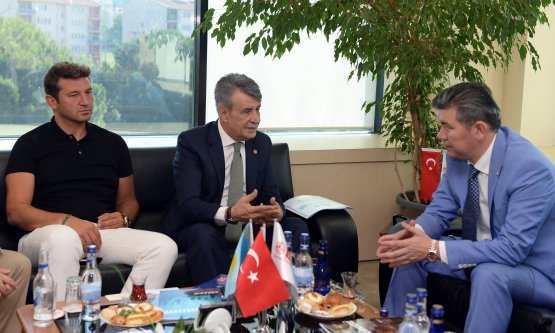 Bursa İş Dünyasını Yatırıma Davet Etti