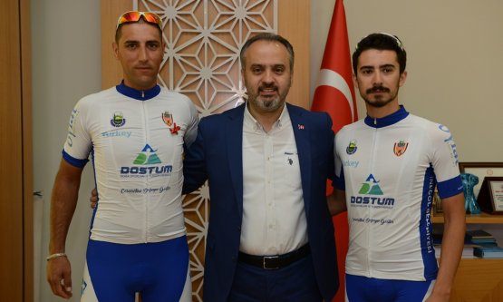 Dostum'un Bisiklet Sporcuları Ödüllendirildi!
