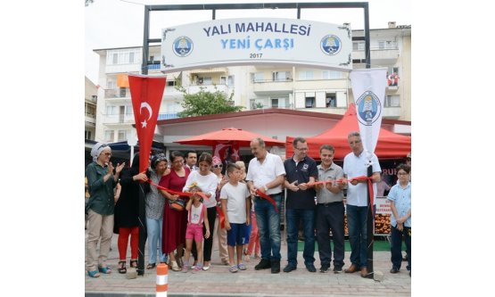 Güzelyalı Mini Çarşıları Törenle Hizmete Açıldı!