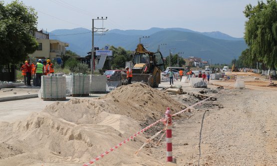İznik Sahil Yolunda Hummalı Çalışma!