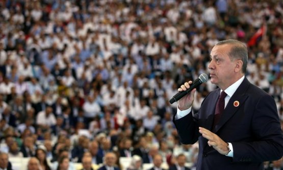 'AK Parti, Türkiye Cumhuriyeti'ni Yaşatmak İçin Gece Gündüz Çalışan Bir Partidir”