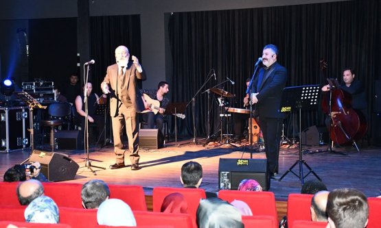 Altan Erkekli Ve Veysel Diker'den ‘Şifa Niyetine' Müzikli Gösteri