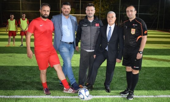 Fuat Sakarya Futbol Turnuvası başladı