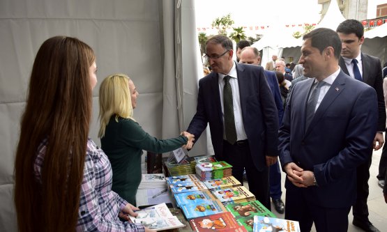 Kitap Günleri kapılarını açtı