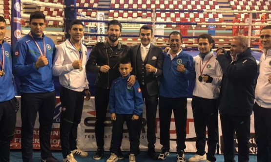 Büyükşehir'li boksörlerden 4 madalya