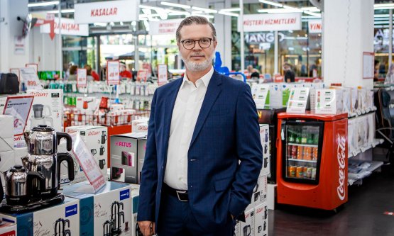 MediaMarkt Türkiye 2021'de 100 milyon liralık yatırımla 500 kişiyi istihdam edecek