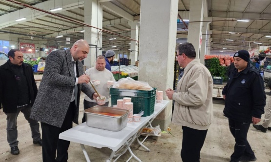 Başkan Aydın Güne Pazarcı Esnafıyla Merhaba Dedi