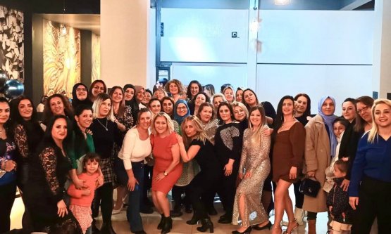 EMEKÇİ KADINLARDAN BÜYÜK BULUŞMA'DA 2'Cİ PERDE