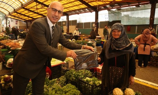 Nilüfer Belediyesi'nden üretici esnafa pazar önlüğü