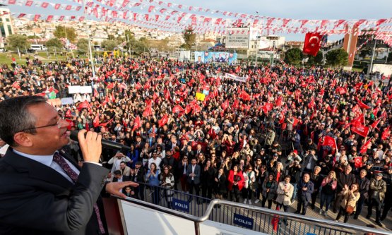 Özgür Özel: 'İzmir, Kayyumu Kabul Etmez”