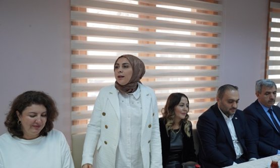 Orhangazi AK Parti Kadın Kollarında Halef-Selef Bir Arada