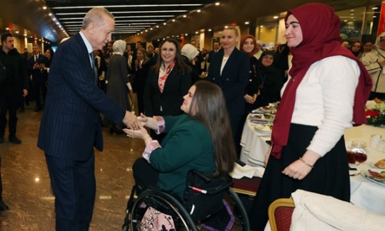 'Bizim inanç ve medeniyet değerlerimize göre kadın toplumun omurgasıdır”