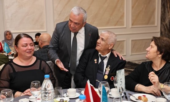 Şadi Özdemir: Şehit aileleri ve gazilerimizin her daim yanındayız