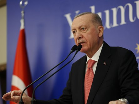 Terörün karanlık gölgesi siyasetin üzerinden çekildikçe siyasetin demokratik alanı daha da genişleyecektir”