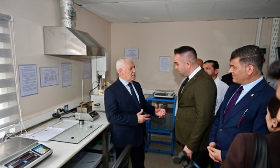 Bursa'da Altyapıya Bilimsel Güvence: BUSKİ Deney Laboratuvarı Hizmete Girdi!