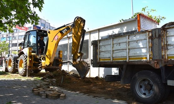 Gemlik'te Trafik Nefes Alacak: Duraklar Geriye Çekiliyor, Kaldırımlar Genişliyor!