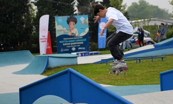 Osmangazi'de Mattia Ahmet Minguzzi Anısına Kaykay Şampiyonası Duygusal Anlarla Sona Erdi