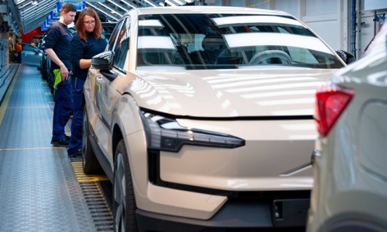 Volvo EX30 Artık Avrupa'da Üretiliyor: Türkiye Yollarına Çıkmaya Hazır!
