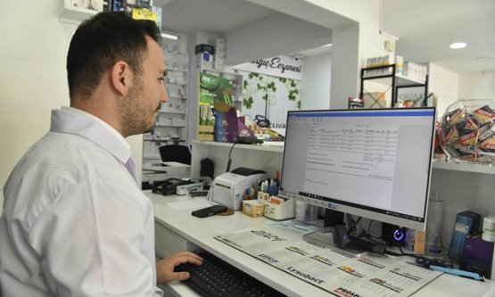 ABB'den Türkiye'de Bir İlk: Asgari Ücretli ve Emeklilere Sağlık Katılım Payı Desteği!