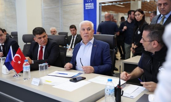 Başkan Bozbey'den BURULAŞ Grevi Açıklaması: 'Çalışanlar Memnun, Sendika Süreci Buraya Getirdi'