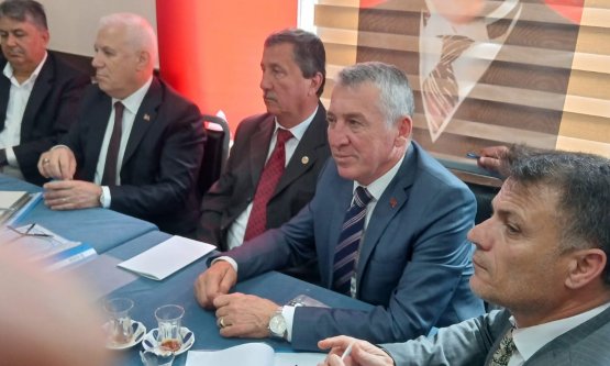 Başkan Bozbey Harmancık'ta 'Başkan Bozbey Burada' Dedi: Kırsal Kalkınmaya Tam Destek!