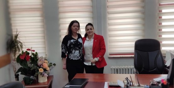 Bursa'da Kadın Liderler Bir Araya Geldi: DAĞDER ve Serbest Teorisyenler Derneği'nden Dayanışma Mesajı!