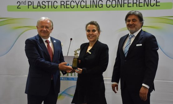 Bursa Kayapa OSB Firması BURPOL Polimer Plastik'e PAGÇEV'den Geri Dönüşüm Ödülü: RePlast Eurasia Fuarı'nda Başarı