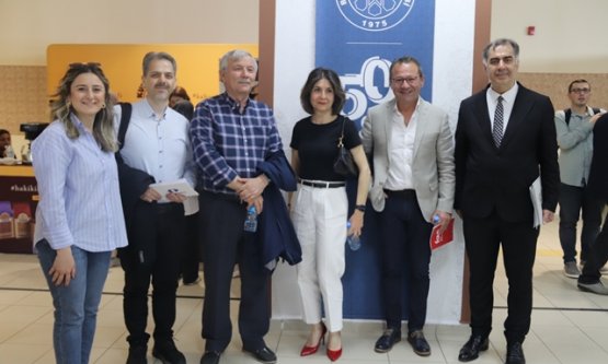 Bursa Uludağ Üniversitesi Kariyer Fuarında Uluslararası Şirketlerde Başarılı Kariyer Yolları Tartışıldı
