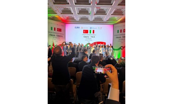 Ege Demir ve Demirdışı İhracatçıları İtalya'da: Ticaretin Geliştirilmesi Vurgulandı